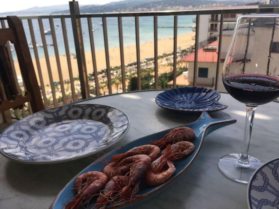Seafront Apartment In Palamós Esterno foto