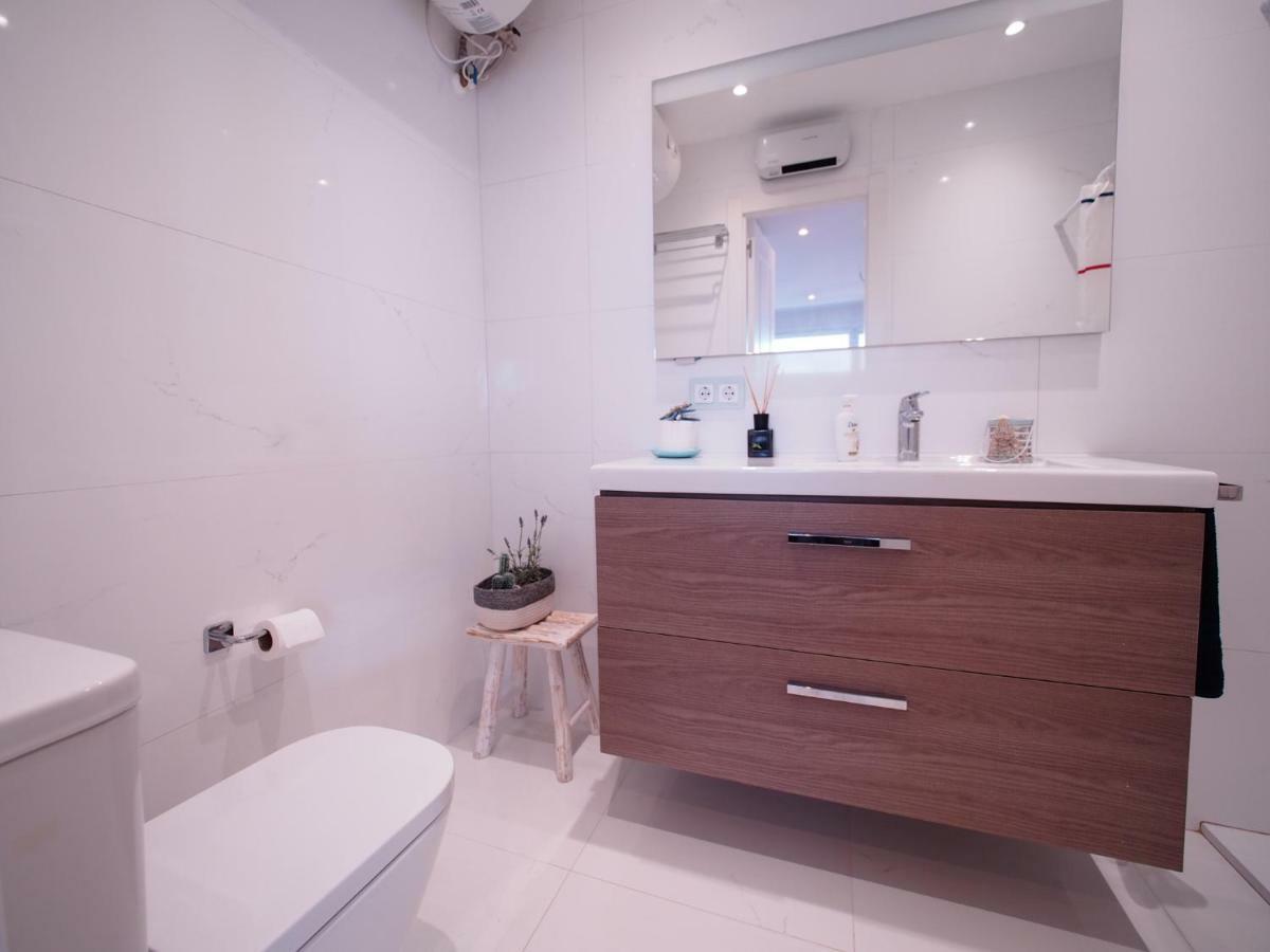 Seafront Apartment In Palamós Esterno foto
